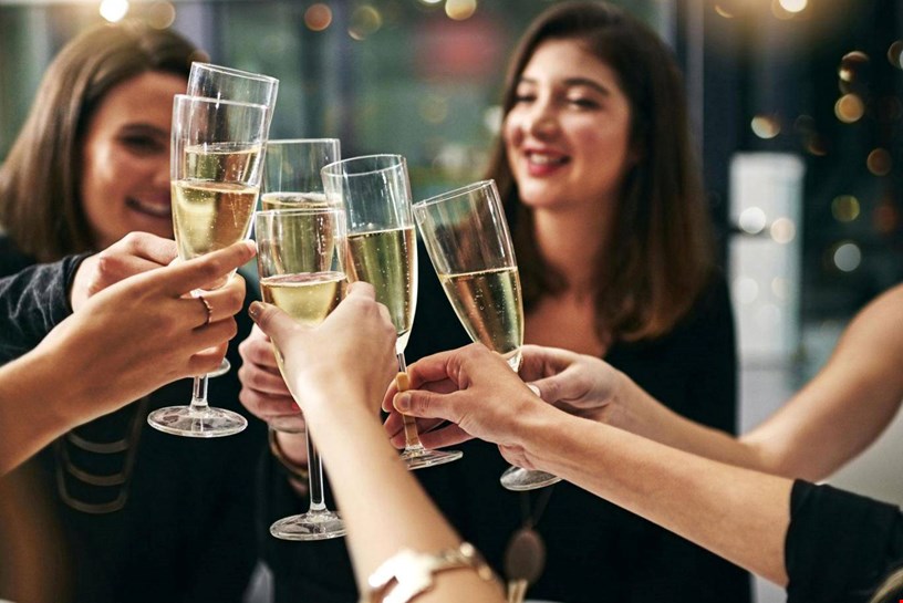 9 best low-sugar sparkling wines